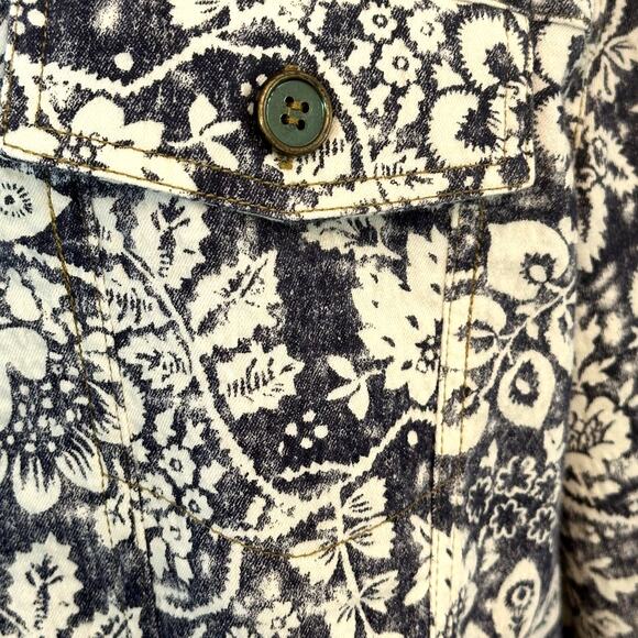 Rebecca Malone Floral Denim Blue & White Button Woman’s Blouse Shirt L Excellent - Picture 6 of 11